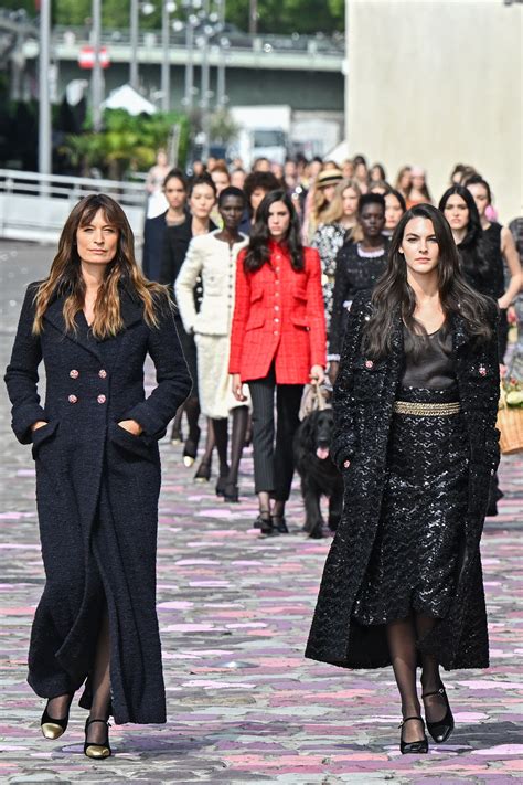 chanel fall winter 2024/2025|CHANEL Haute Couture Fall Winter 2024.